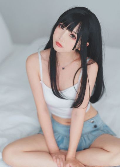 男生一边吃胸一边摸屁股视频_HD动漫在线观看