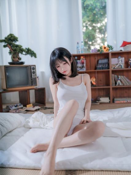 官能小说家之妻_BD电影全集观看