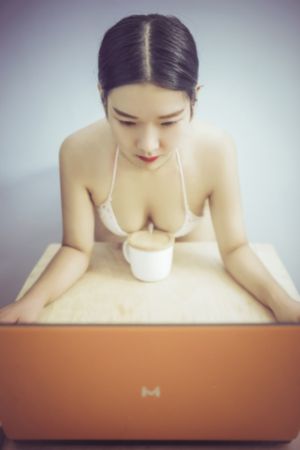 新金梅瓶_1080P视频大全