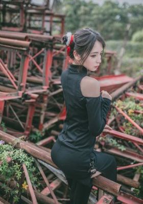 双人床上打扑克又痛又叫_BD国语在线观看完整版